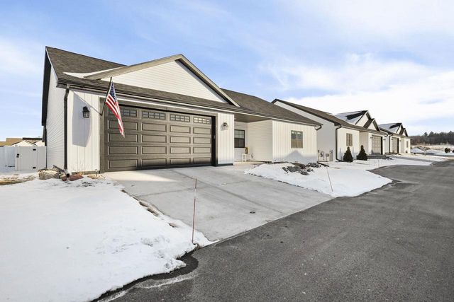 204 Bonnie Lane, Belleville, WI 53508