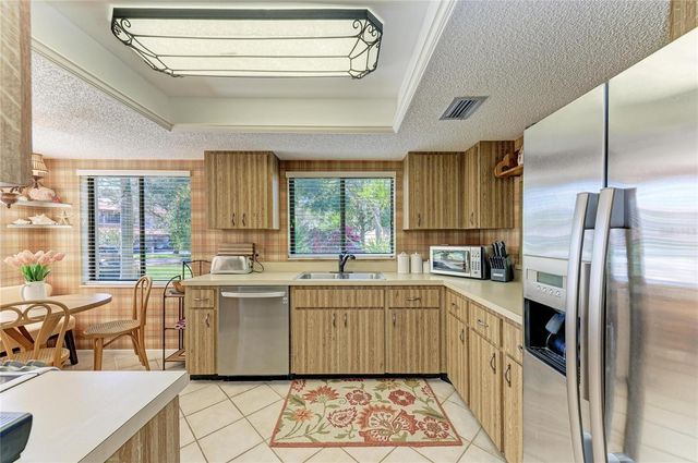 6480 WILD OAK BAY BOULEVARD 249, Bradenton, FL 34210