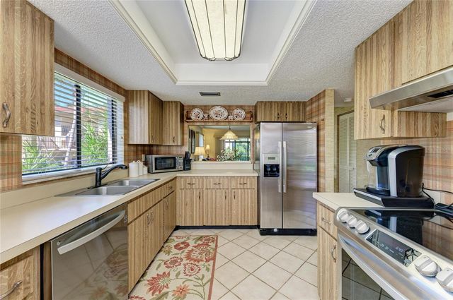 6480 WILD OAK BAY BOULEVARD 249, Bradenton, FL 34210