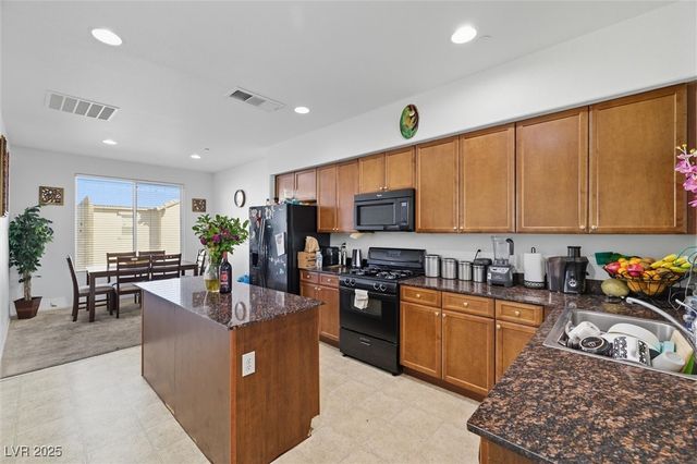 4537 Townwall Street, Las Vegas, NV 89115