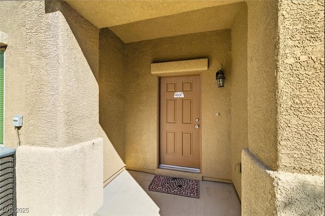 4537 Townwall Street, Las Vegas, NV 89115