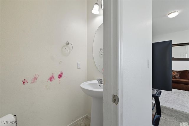 4537 Townwall Street, Las Vegas, NV 89115