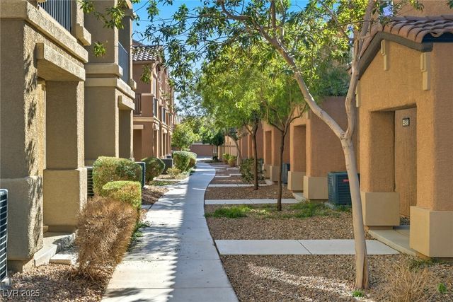 4537 Townwall Street, Las Vegas, NV 89115