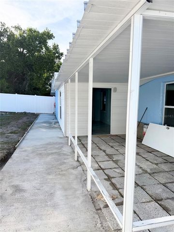 7040 FOX HOLLOW DRIVE, Port Richey, FL 34668