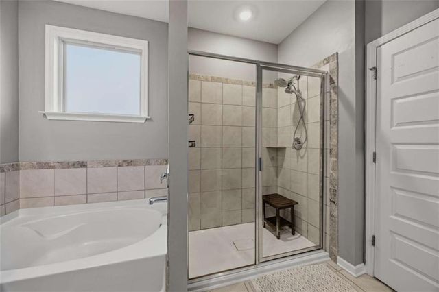 240 Aspen Valley Drive, Loganville, GA 30052