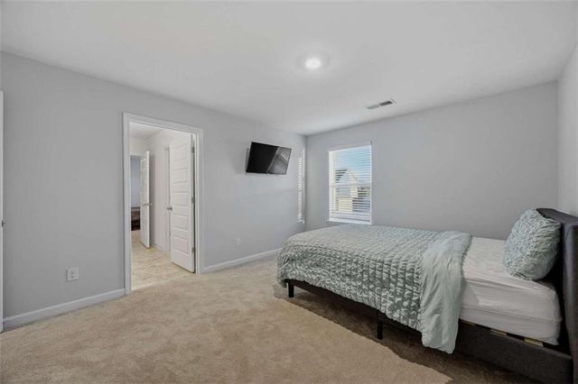 240 Aspen Valley Drive, Loganville, GA 30052