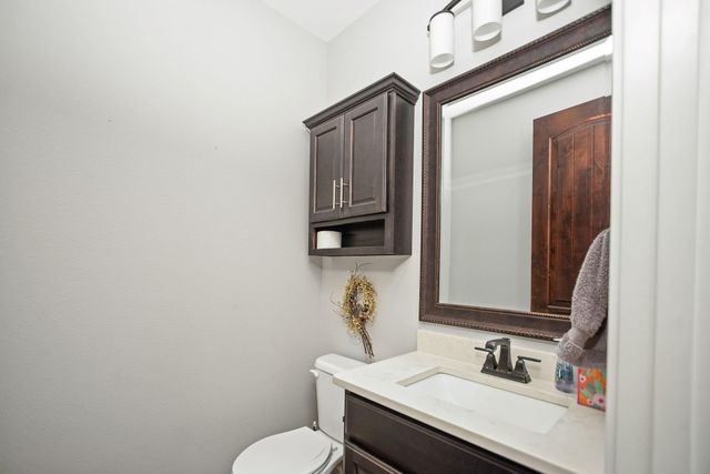 437 Bischoff Road, Inez, TX 77968