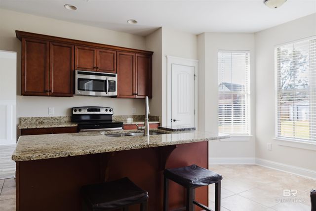 8813 Bainbridge Drive, Daphne, AL 36526