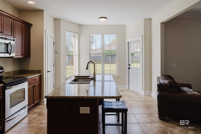 8813 Bainbridge Drive, Daphne, AL 36526