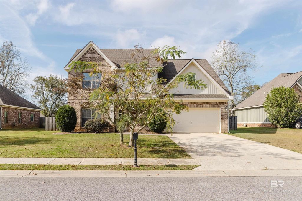 8813 Bainbridge Drive, Daphne, AL 36526