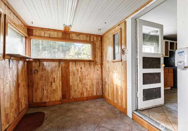 1684 Zylstra Road, Oak Harbor, WA 98277