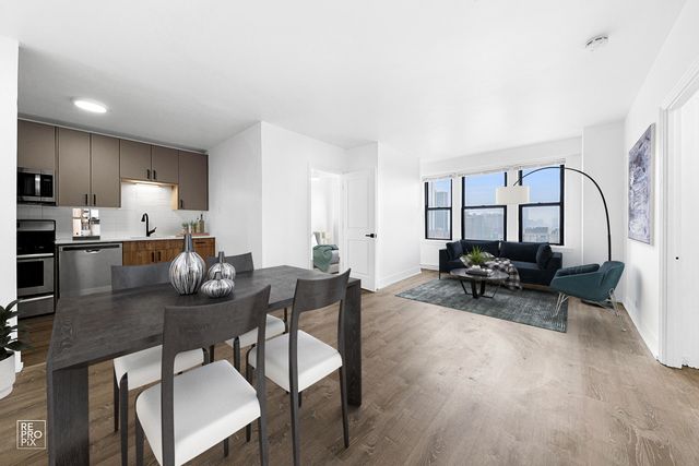 6230 N Kenmore Avenue 1105, Chicago, IL 60660