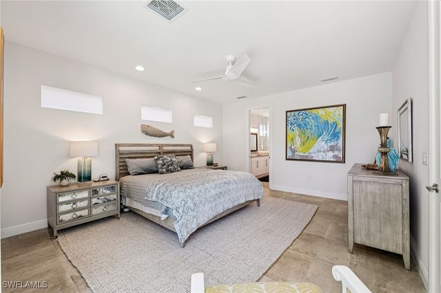 161 Tahiti CIR, Naples, FL 34113