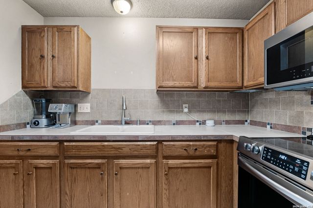 12123 Ridge, San Antonio, TX 78247