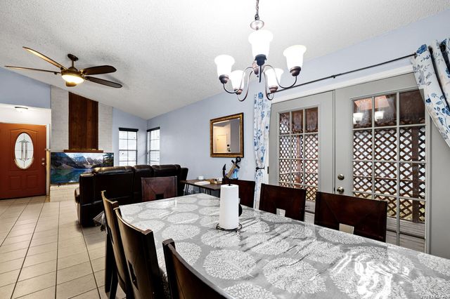 12123 Ridge, San Antonio, TX 78247