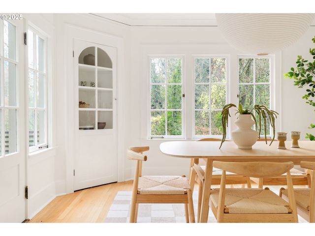 66 Nw MACLEAY Blvd, Portland, OR 97210