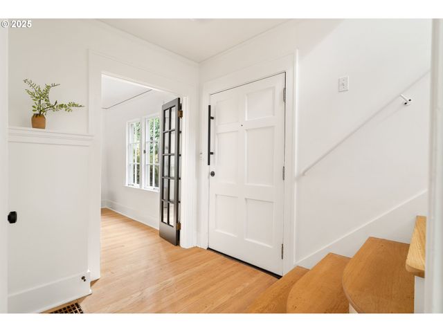 66 Nw MACLEAY Blvd, Portland, OR 97210