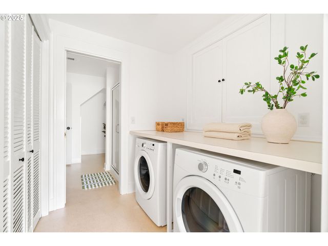 66 Nw MACLEAY Blvd, Portland, OR 97210