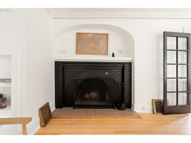 66 Nw MACLEAY Blvd, Portland, OR 97210