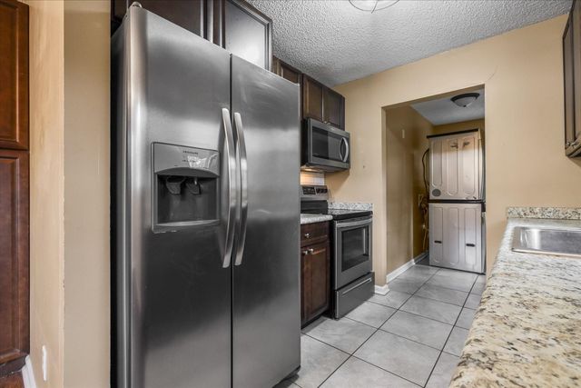 5274 Family Tree Drive, Tallahassee, FL 32303