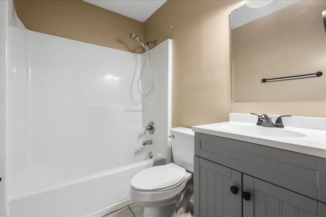 5274 Family Tree Drive, Tallahassee, FL 32303