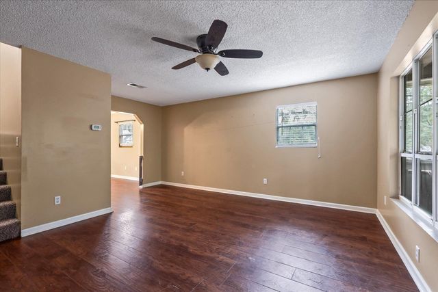 5274 Family Tree Drive, Tallahassee, FL 32303