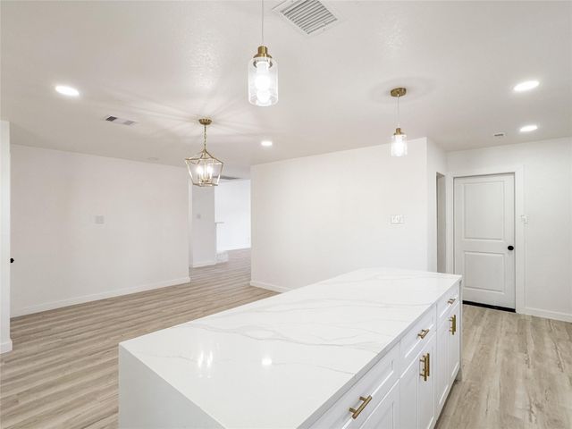 14214 Morinscott, Houston, TX 77049