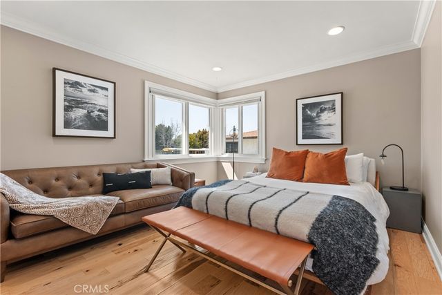 8844 Villanova Avenue, Los Angeles, CA 90045