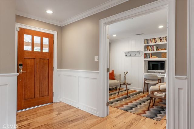 8844 Villanova Avenue, Los Angeles, CA 90045