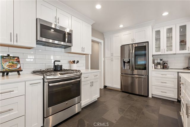 8844 Villanova Avenue, Los Angeles, CA 90045