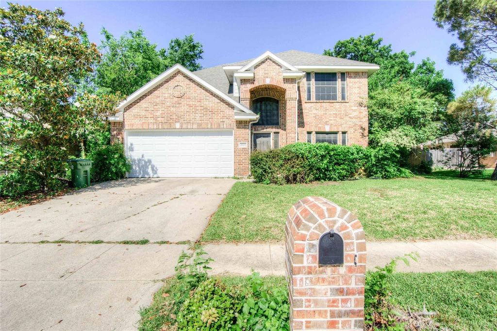 7025 Michael Drive, North Richland Hills, TX 76182