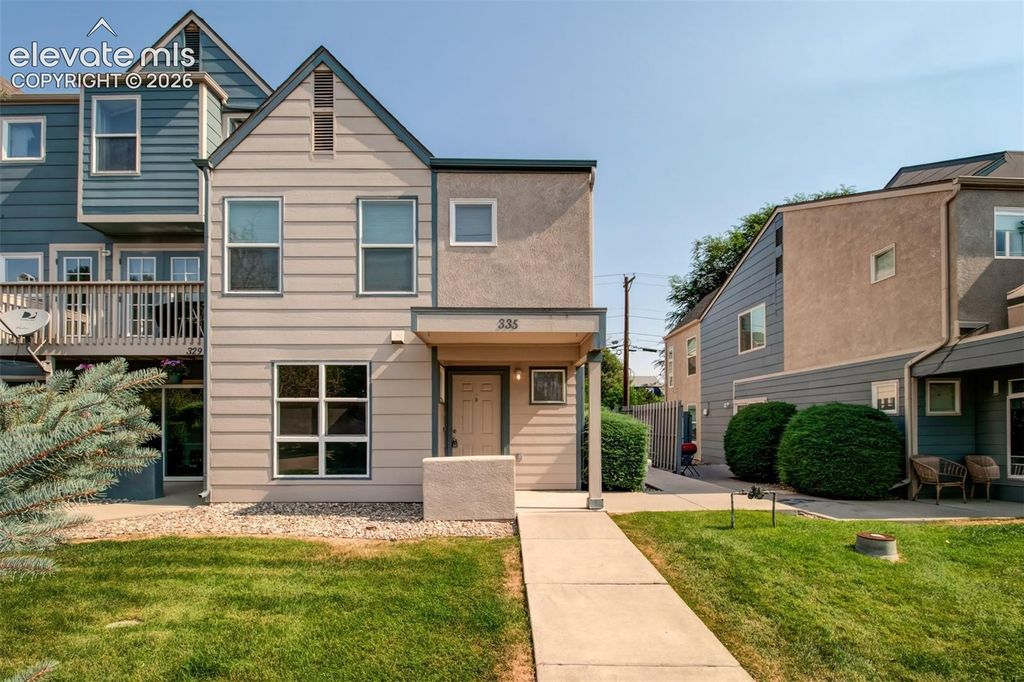 335 E Missouri Avenue, Fountain, CO 80817 — photo 2