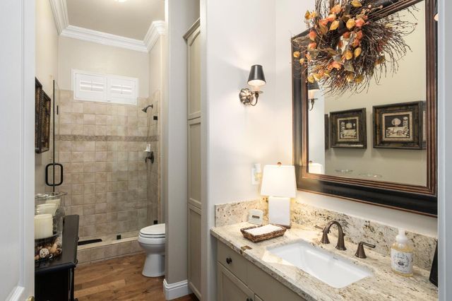 1689 E Shoal Creek Drive, Fresno, CA 93730