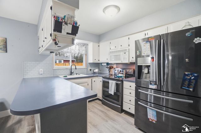 7711 Seneca Trail, Bedford Twp, MI 48182