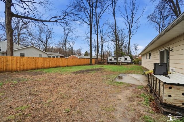 7711 Seneca Trail, Bedford Twp, MI 48182