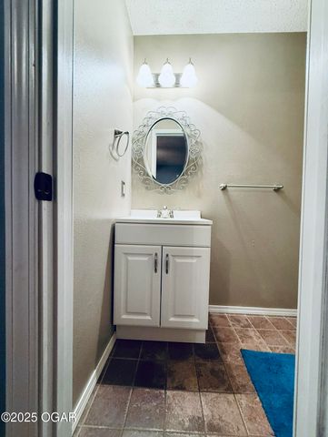 1809 N N St. Louis Ave Avenue, Joplin, MO 64801