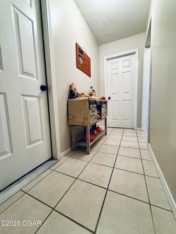 1809 N N St. Louis Ave Avenue, Joplin, MO 64801