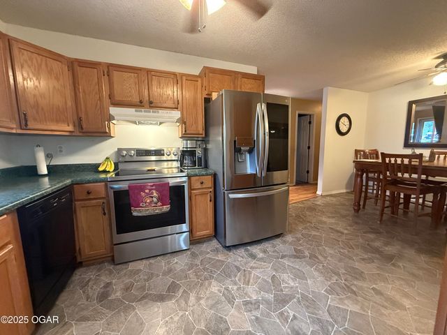 1809 N N St. Louis Ave Avenue, Joplin, MO 64801