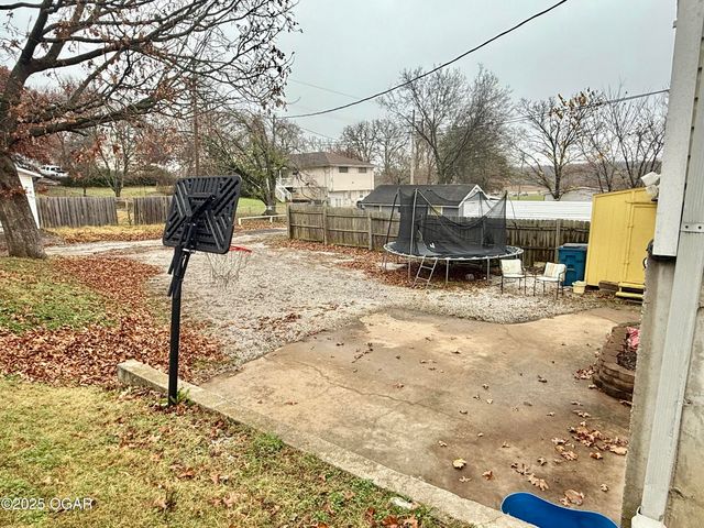 1809 N N St. Louis Ave Avenue, Joplin, MO 64801