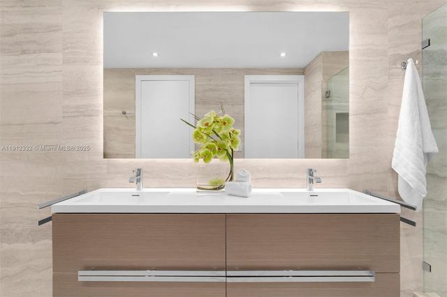 6103 Aqua Ave 504, Miami Beach, FL 33141