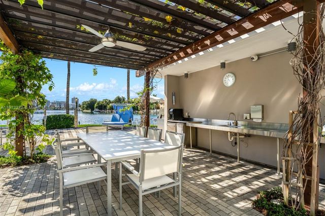 6103 Aqua Ave 504, Miami Beach, FL 33141