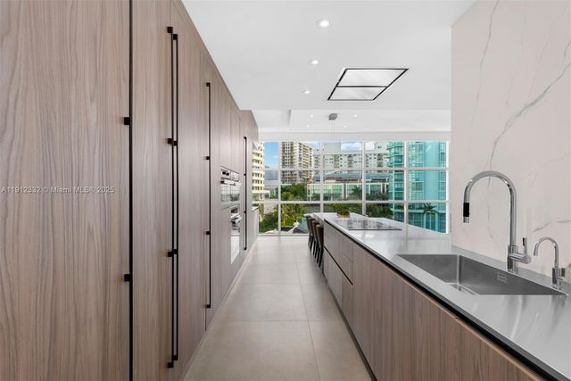 6103 Aqua Ave 504, Miami Beach, FL 33141