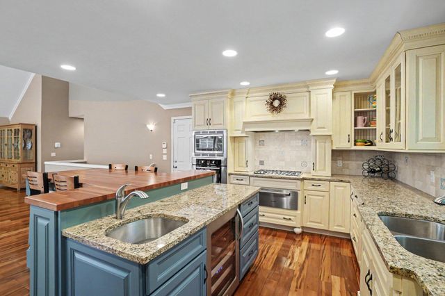 3334 Clearview Lane, Saugatuck Twp, MI 49453