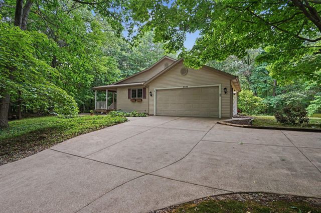 3334 Clearview Lane, Saugatuck Twp, MI 49453