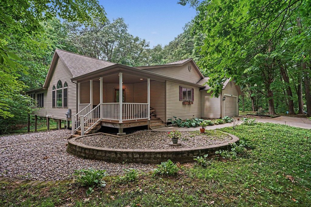 3334 Clearview Lane, Saugatuck Twp, MI 49453