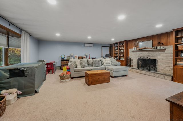 36 Watrous Avenue, Groton, CT 06355