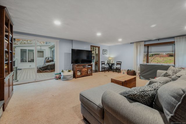 36 Watrous Avenue, Groton, CT 06355