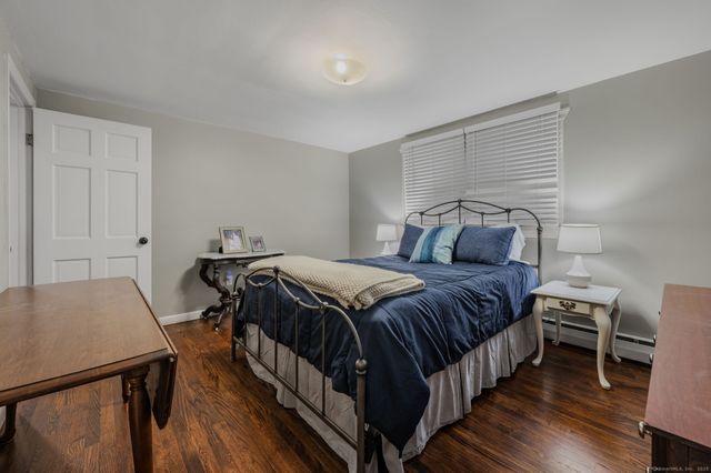 36 Watrous Avenue, Groton, CT 06355