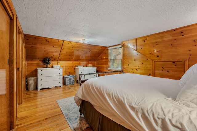 36 Watrous Avenue, Groton, CT 06355