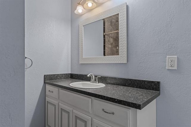 8829 NW 84th Street, Oklahoma City, OK 73132